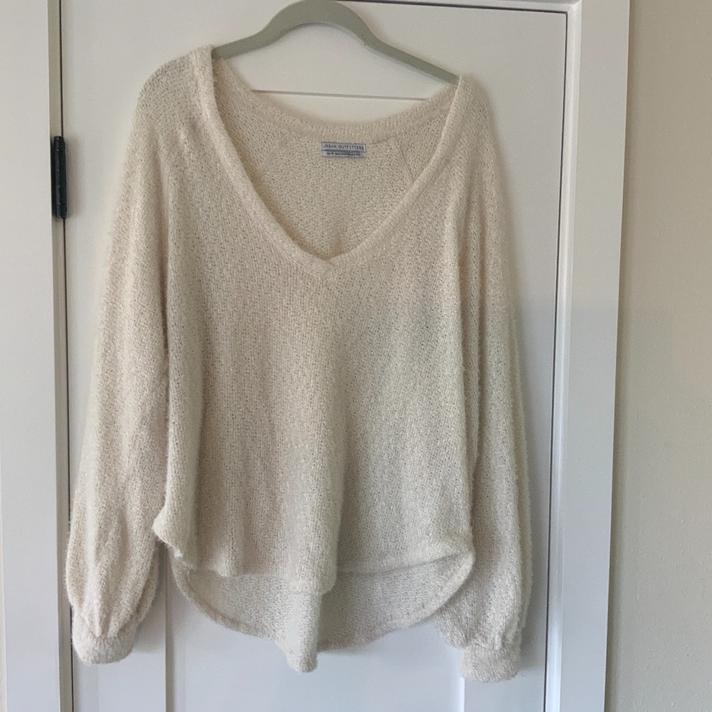Urban Outfitters - Light Weight Oversize Sweater